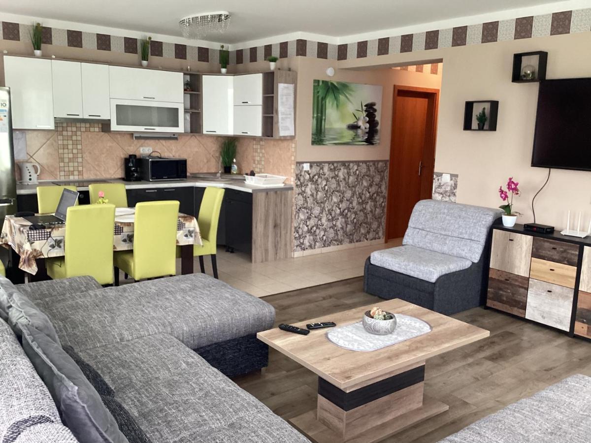Mesi Lux Apartman Hajdúszoboszló Kültér fotó